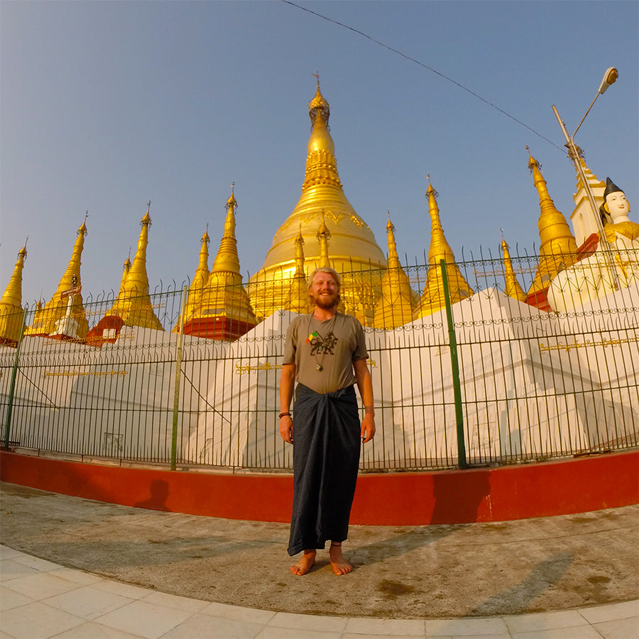 MINDFUL TRAVEL: KEEPING KINDNESS IN MIND WHEREVER WE GO