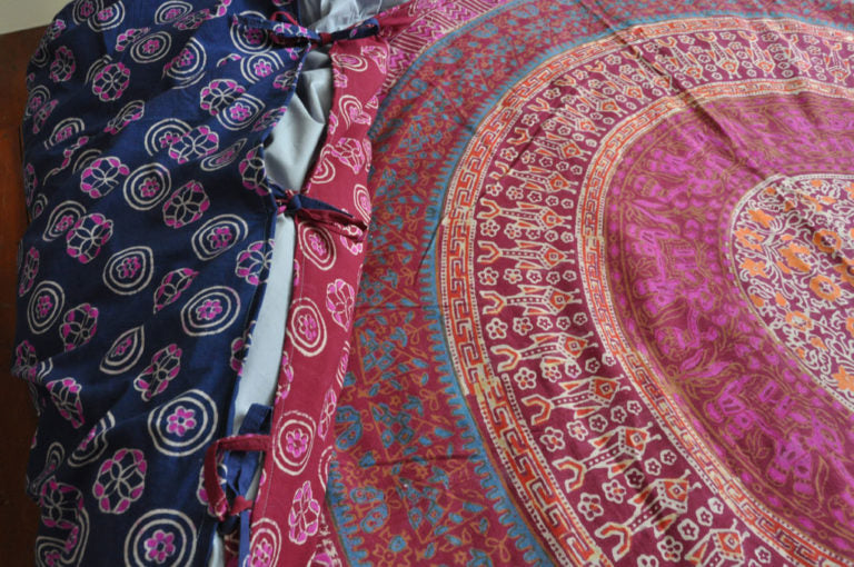 Mexicali DIY: How to Make a Reversible Duvet Cover out of Tapestry Wall Hangings