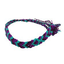 Trend Alert: Friendship Bracelets