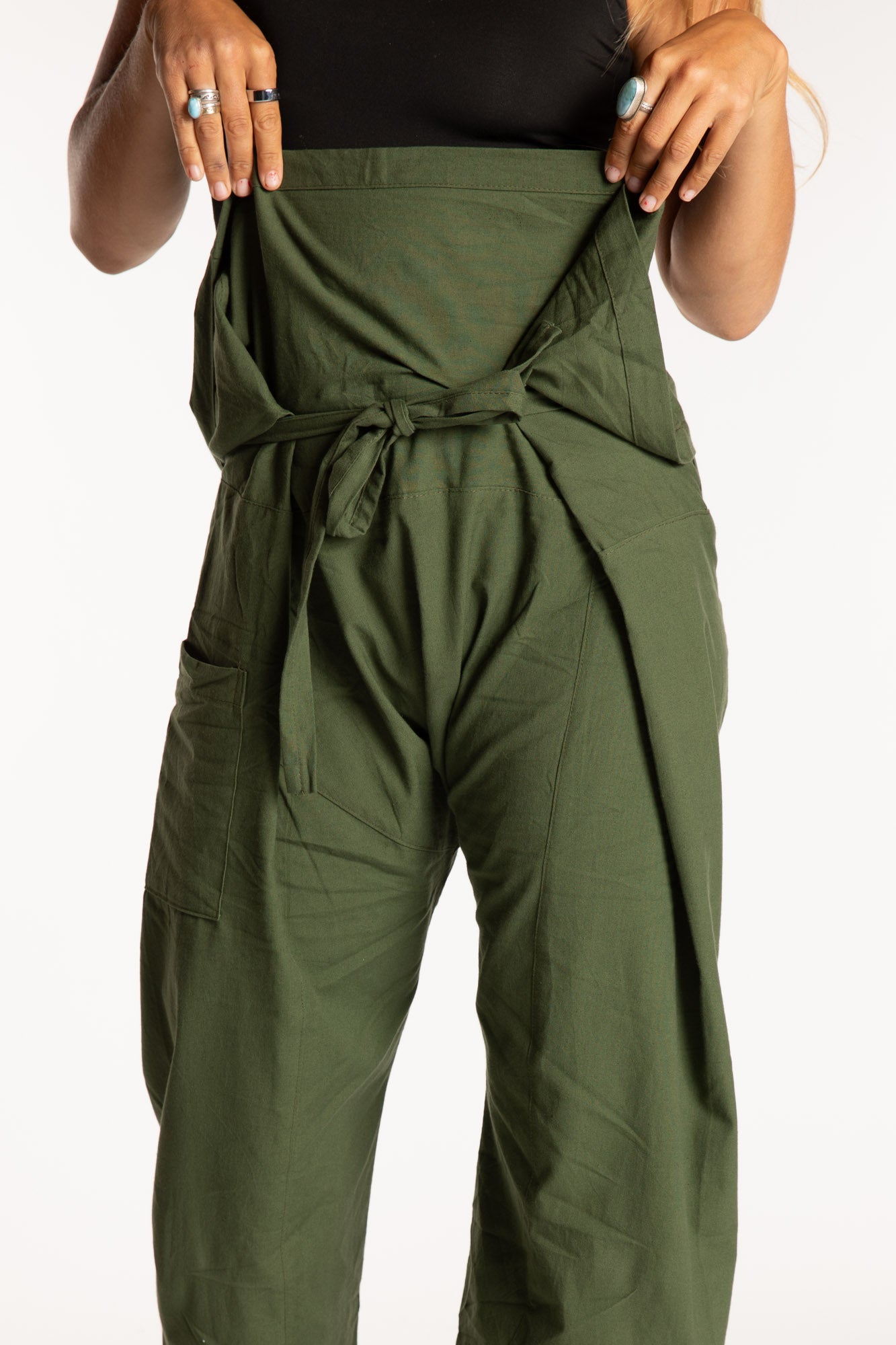 Sophie is wearing the Olive Thai Fisherman Pocket Pants 