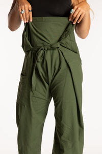 Sophie is wearing the Olive Thai Fisherman Pocket Pants 