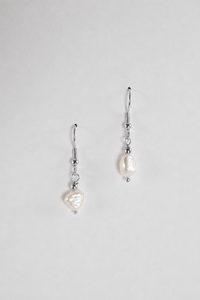 Fresh Water Pearl Earrings