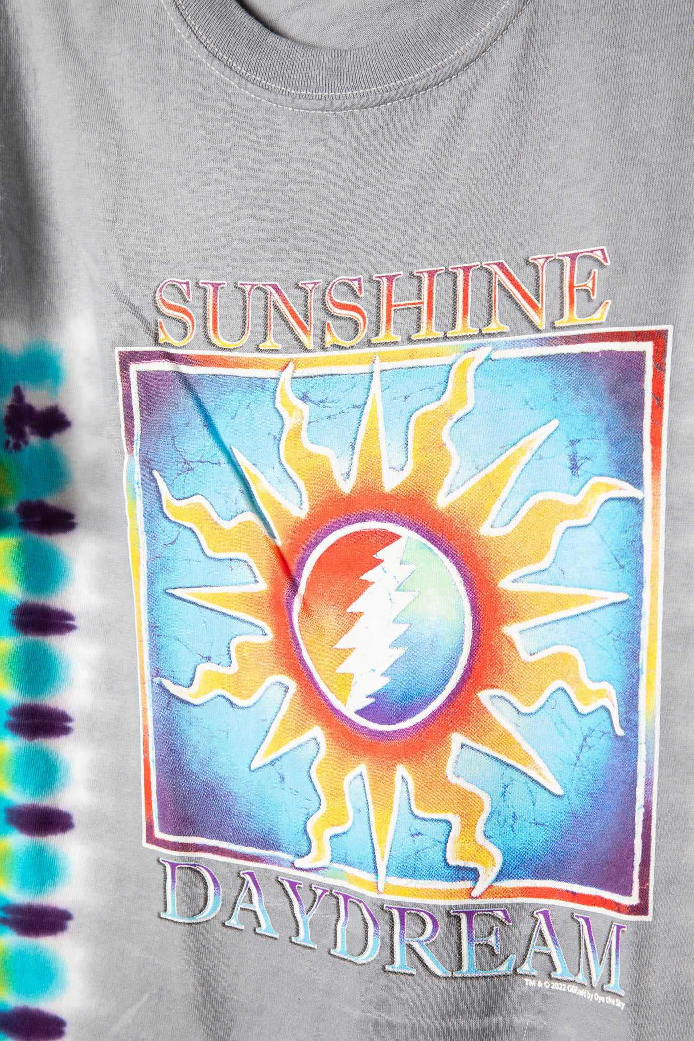 Grateful Dead inspired Sunshine Daydream T-Shirt with tie dye on the sides and a sun stealie design