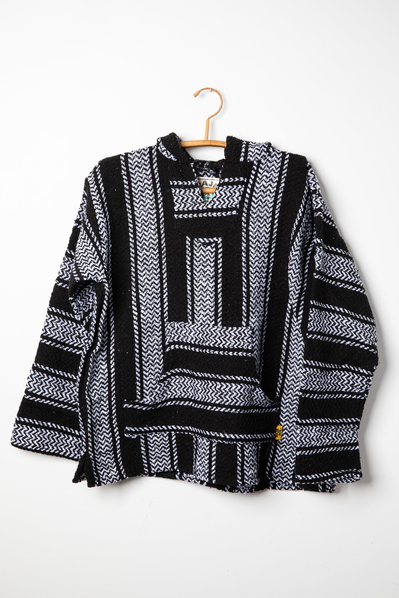 Recycled baja hoodie in Black