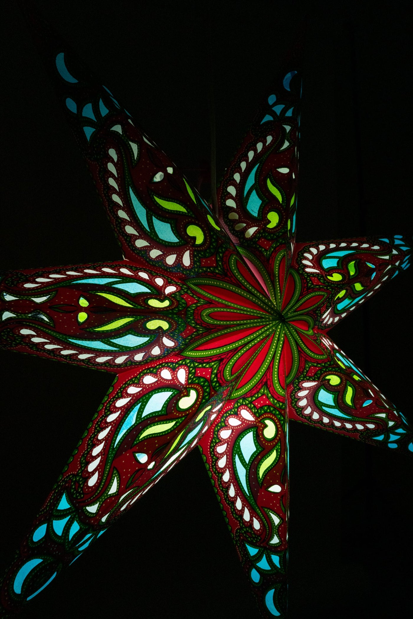 Pastel 7-point paper star lantern in zari - pink and green