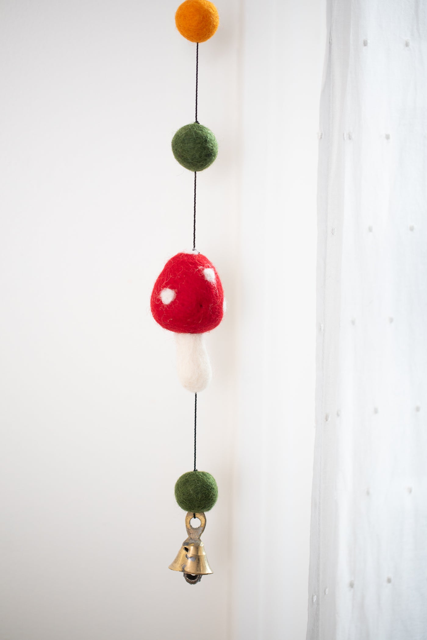 Felt Mushroom Garland in Red