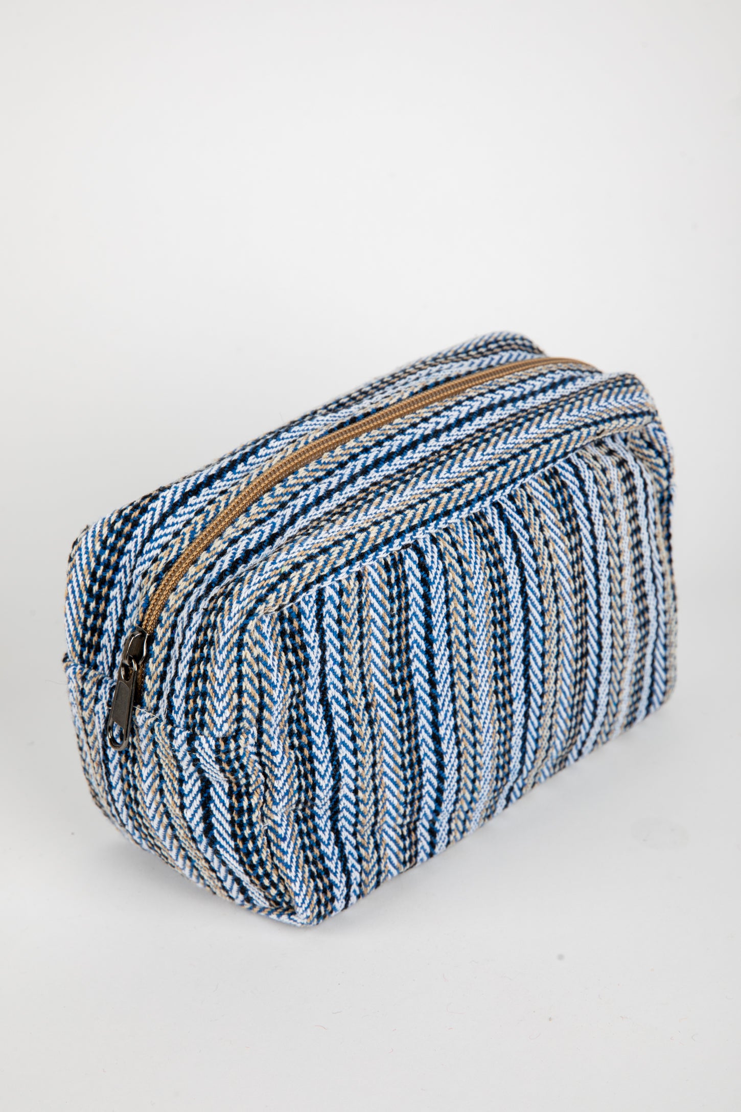 Dhari Striped Dopp Kit in B lue