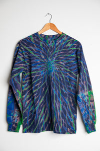 Long Sleeve Tie Dye T-Shirt in Black Green Blue