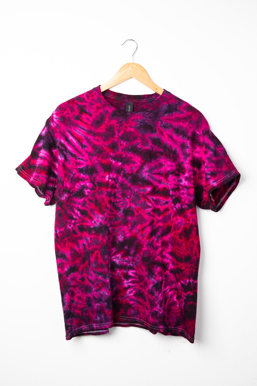Crackle Tie Dye T-Shirt in Raspberry on white background
