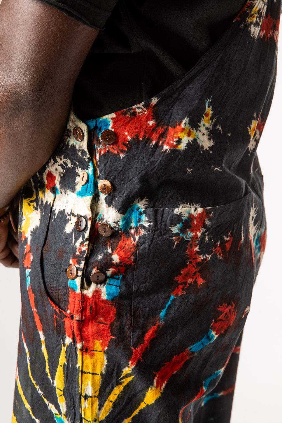 DJ is wearing size M tie dye overalls in black