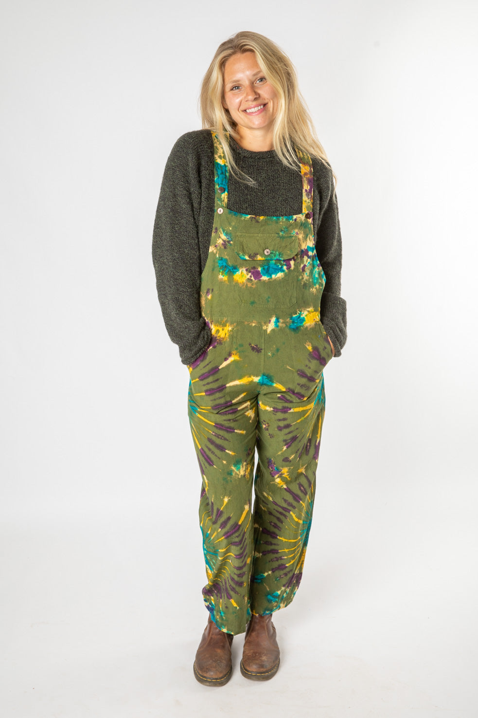 Sophie is wearing size S tie dye overalls in green