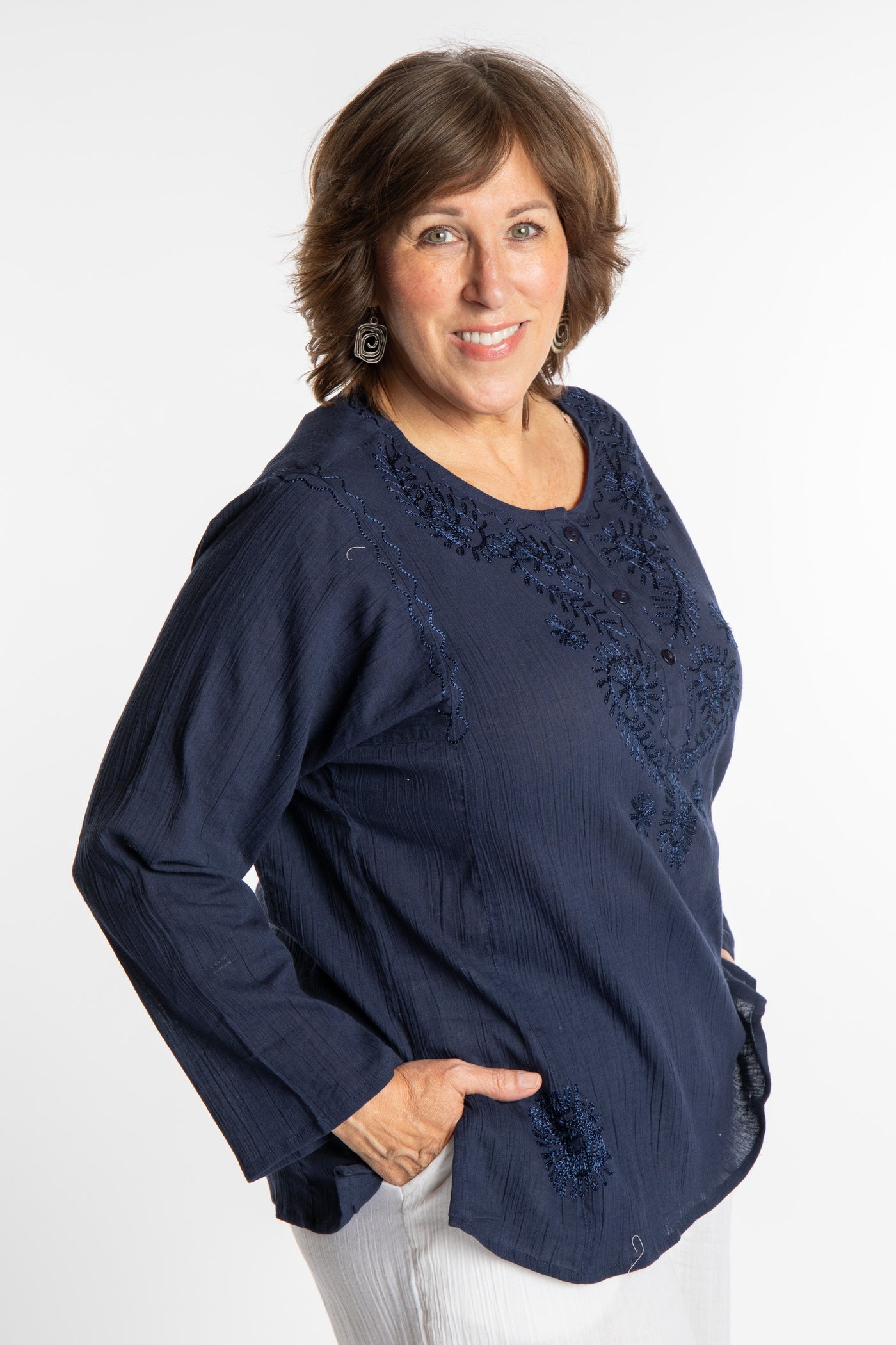 Betty is wearing a size L Navy embroidered Kurta top