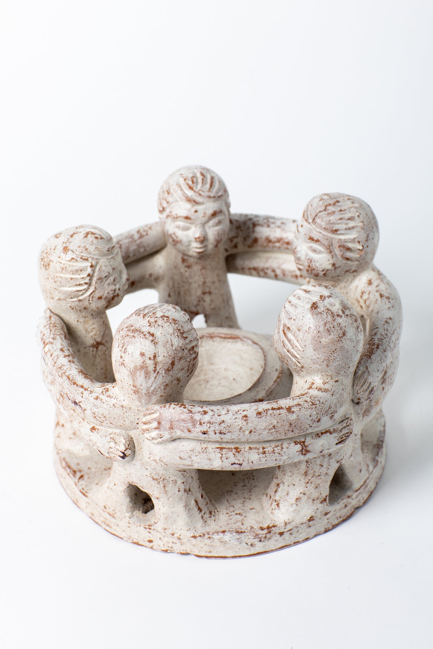Circle of friends candleholders in white