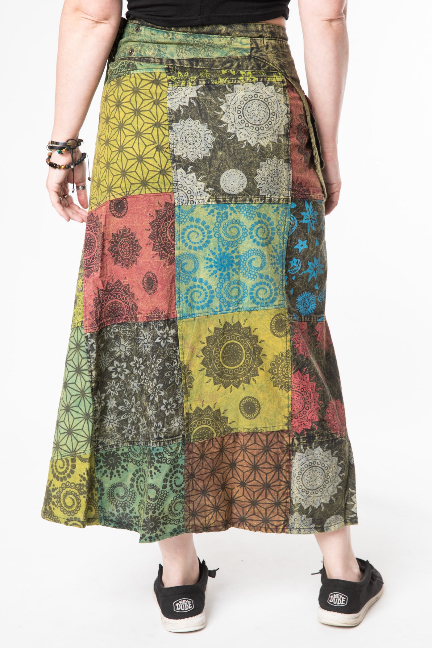 Margaret is wearing size S/M patchwork maxi skirt in green 