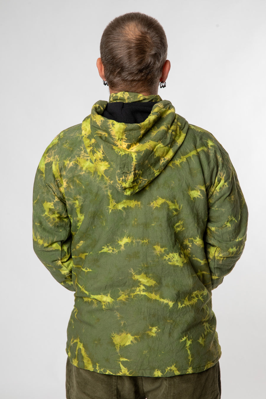 Harvey is wearing size M tie dye jacket in green