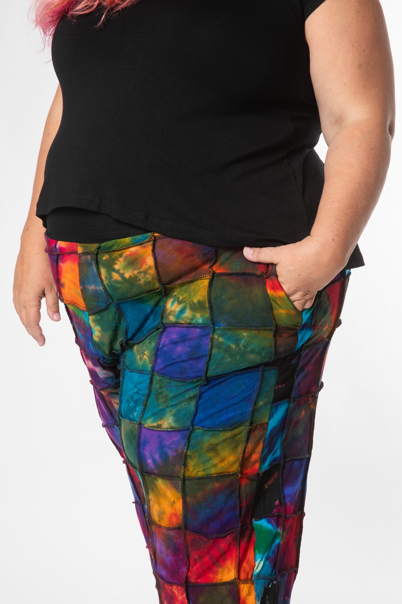 Angel is wearing size L/XL patchwork tie dye harem pants