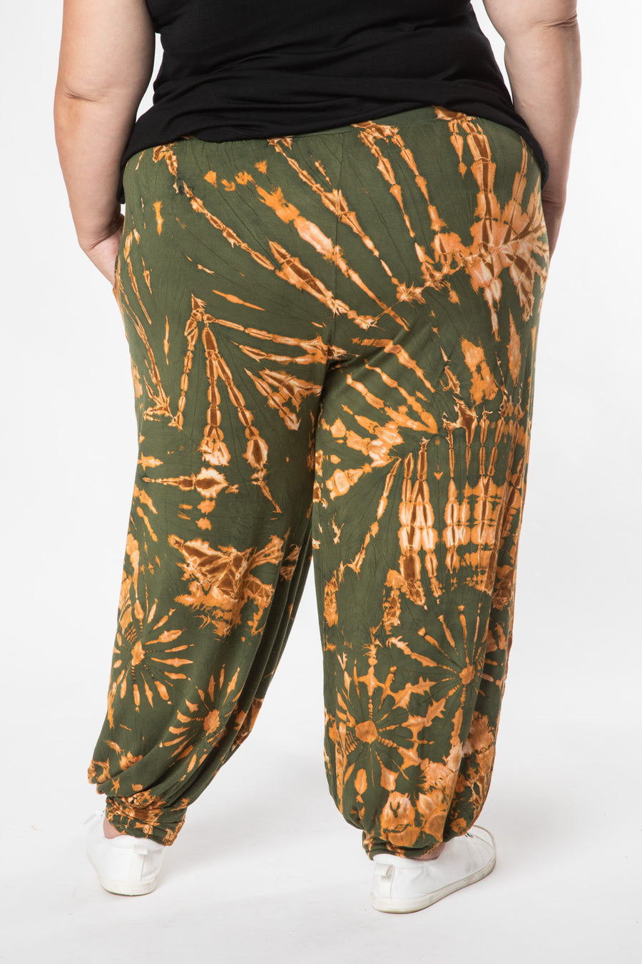 Angel is wearing size L/XL tie dye harem pants in green