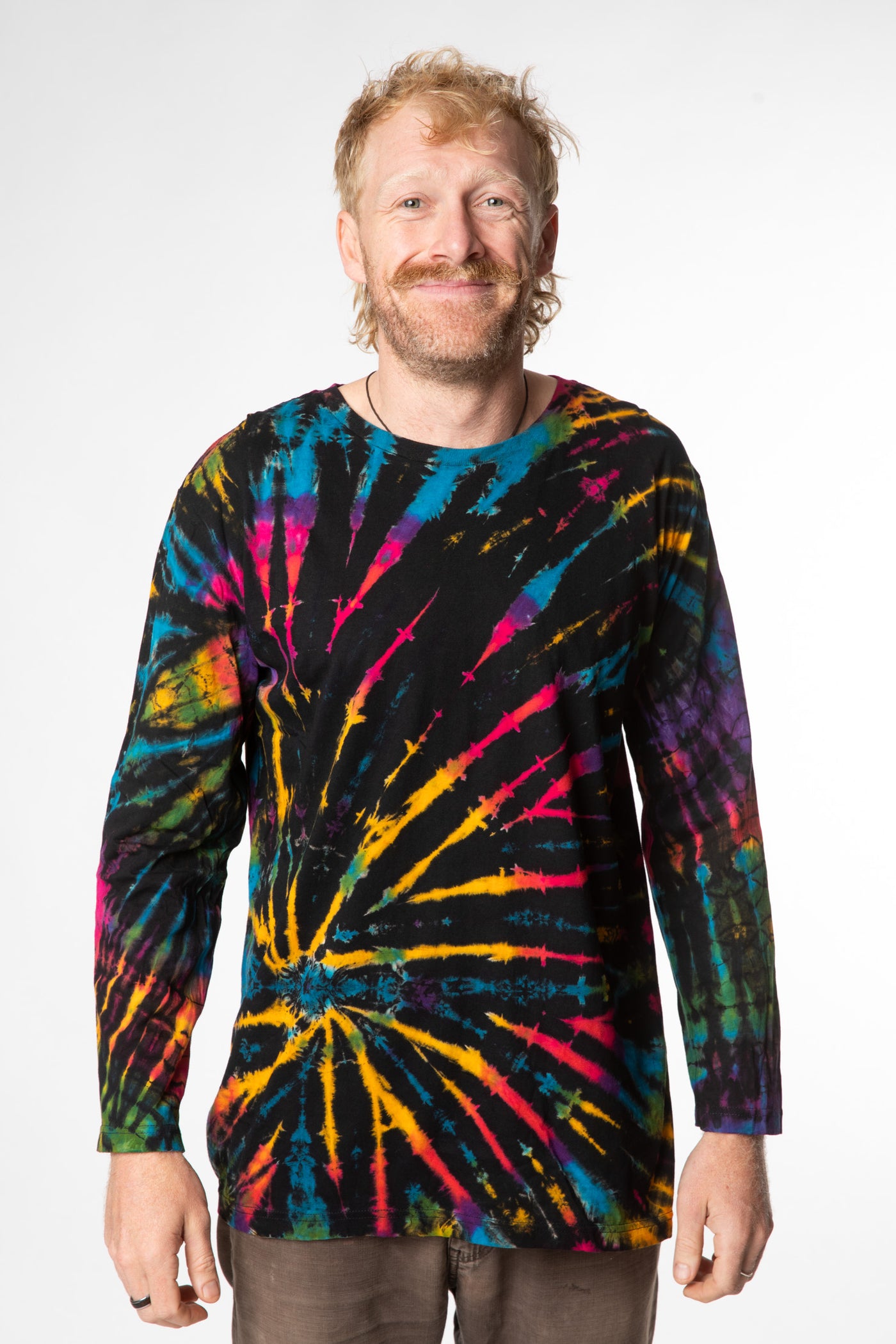 Chauncey is wearing size L long sleeve tie dye shirt in black rainbow