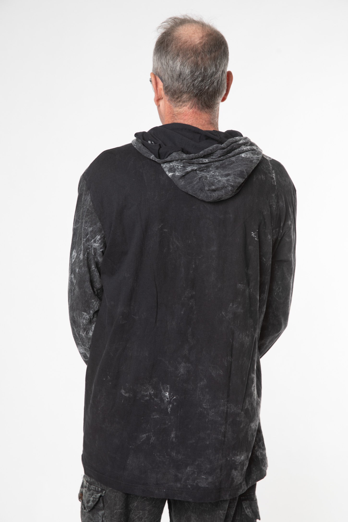 Ross is wearing size L Mexicali Blues lightweight hoodie in black