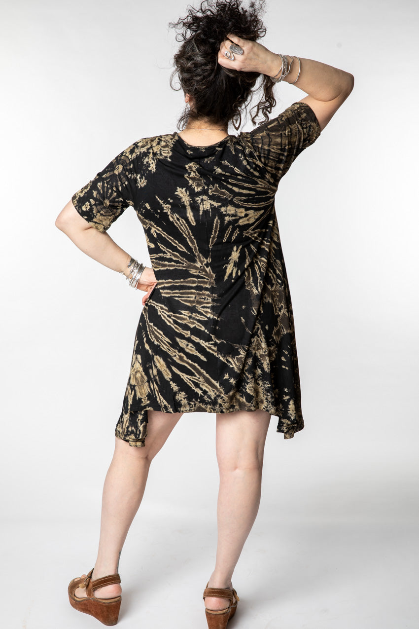Susan is wearing a tie dye dress in black and white