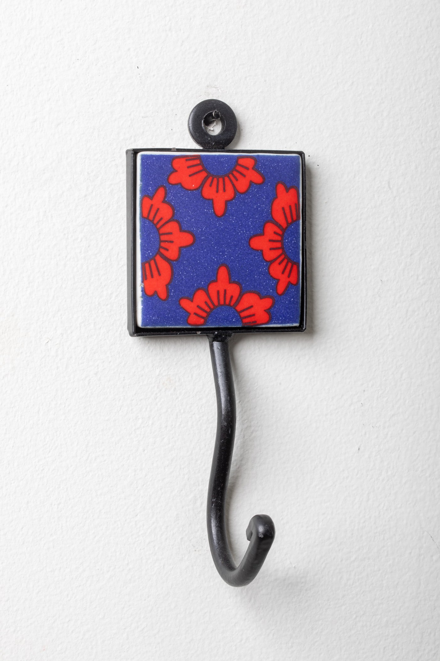 2x2 ceramic tile hook in red floral
