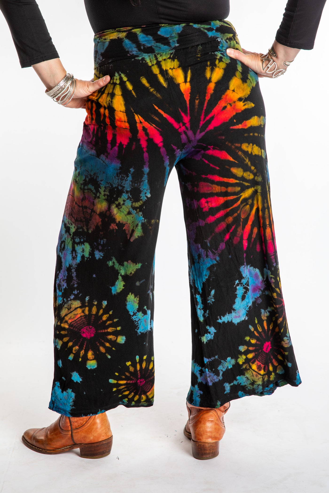 Susan wearing size S/M black tie dye pants in black rainbow