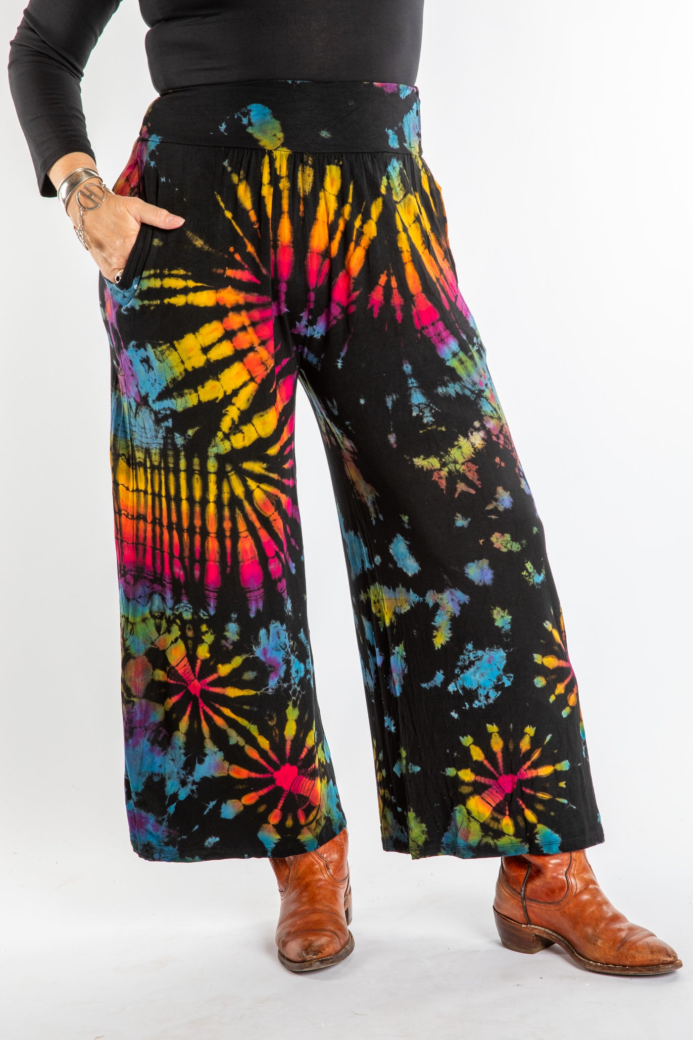 Susan wearing size S/M black tie dye pants in black rainbow