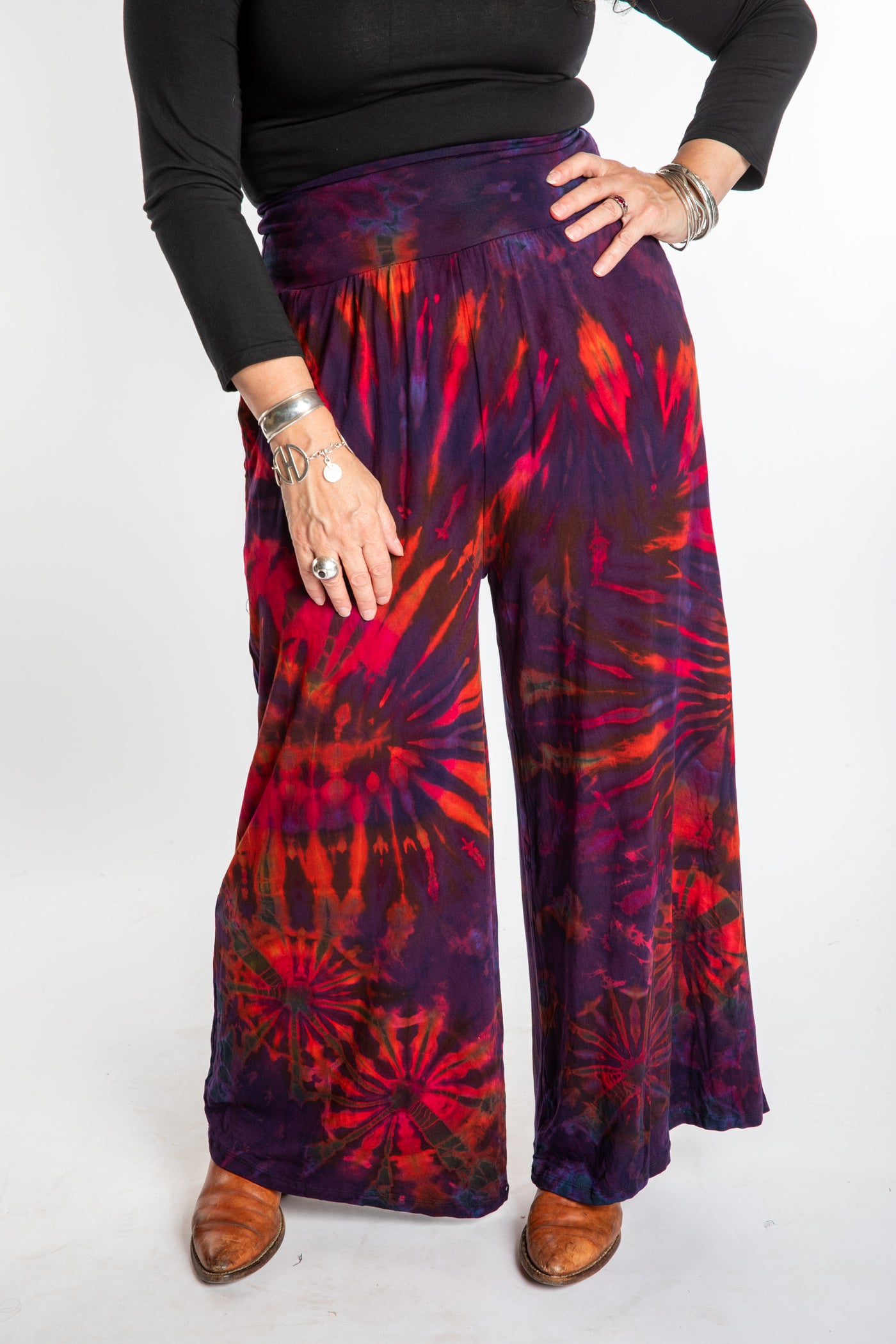 Susan wearing size S/M purple tie dye pants in eggplant