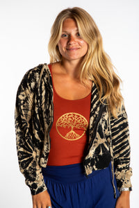Sophie wearing a S/M black tie dye cropped hoodie in Black and White