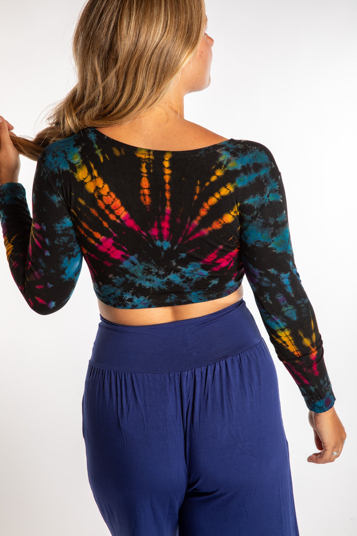 Sophie is wearing a S/M black tie dye crop top in Black Rainbow