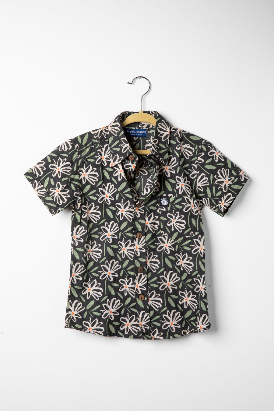 Kids button up shirt in Midnight Daisies