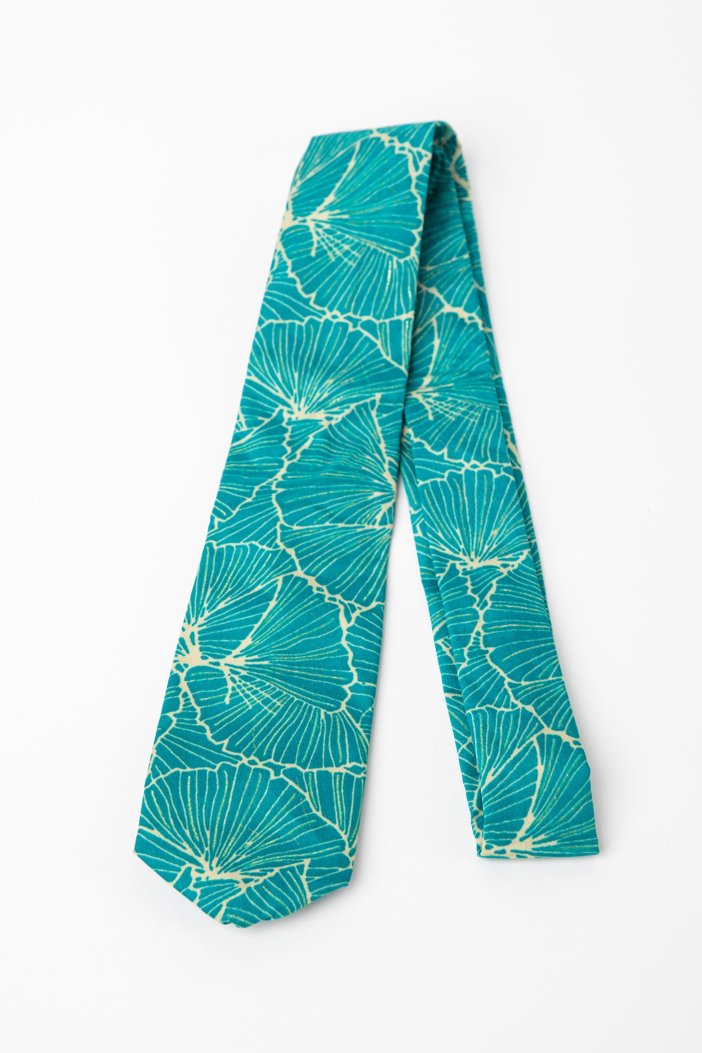 Mens silky gingko leaf tie in teal