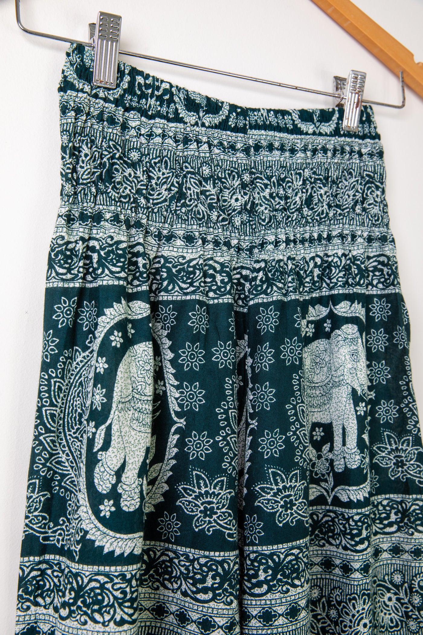Kids harem pants in green
