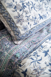 Reversible Block Print Duvet Set in Lavender Gray