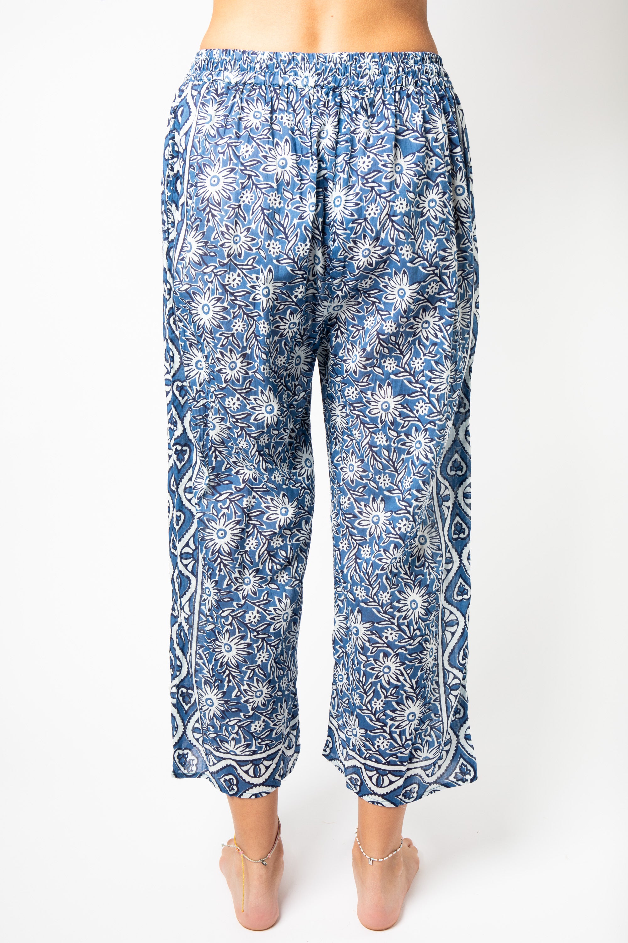 Kala Block Print Capri Pants | Casual Drawstring Pants · Mexicali