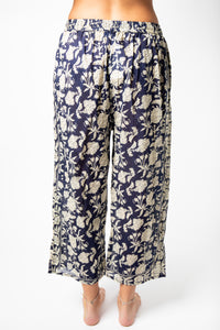 Colette is wearing Block Print Capri Pants in Navy