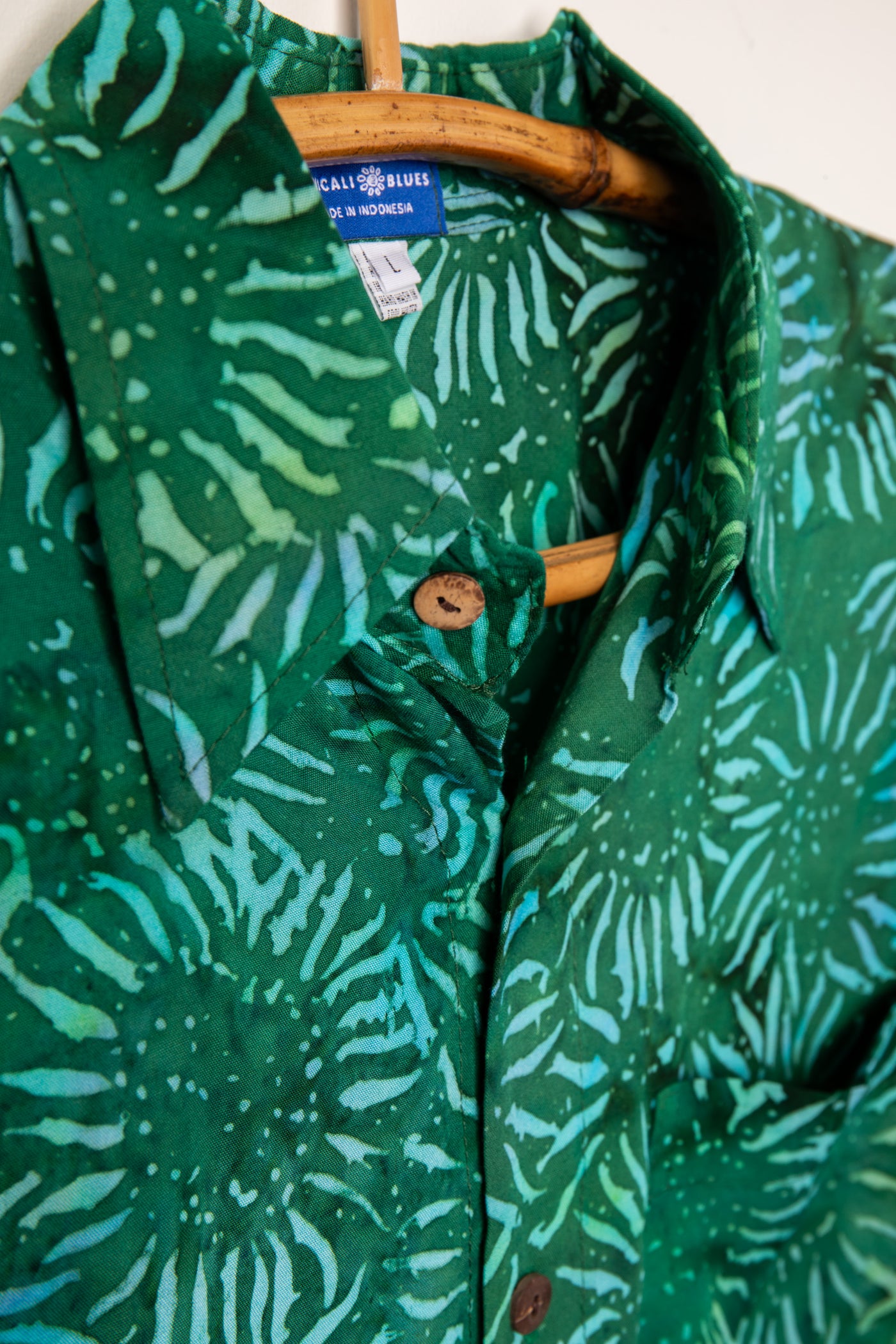 Green patterned batik shirt in Forest Green