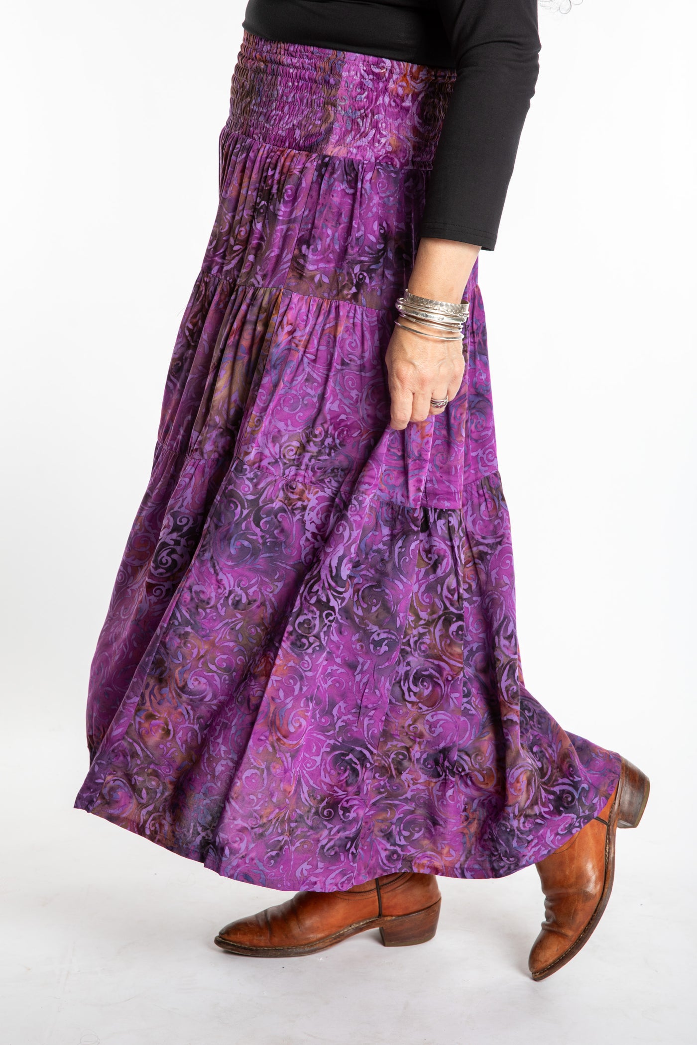 Susan wearing a S/M colorful patterned batik prairie skirt in Violet