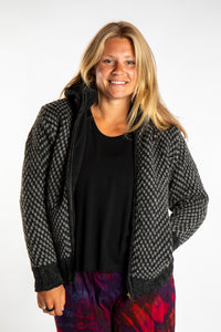 Sophie is wearing the S Charcoal checkered wool and fleece jacket
