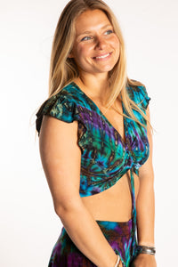Sophie is wearing the Blue Ocean Tie Dye Cinch Crop Top 