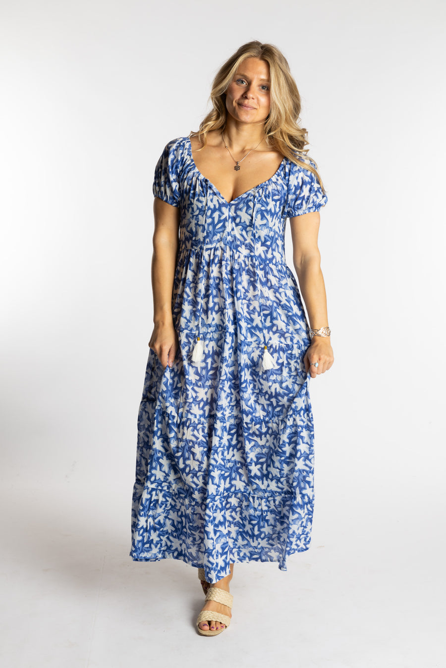 Sophie is wearing the size S/M Blue floral Amara Cotton Maxi Dress