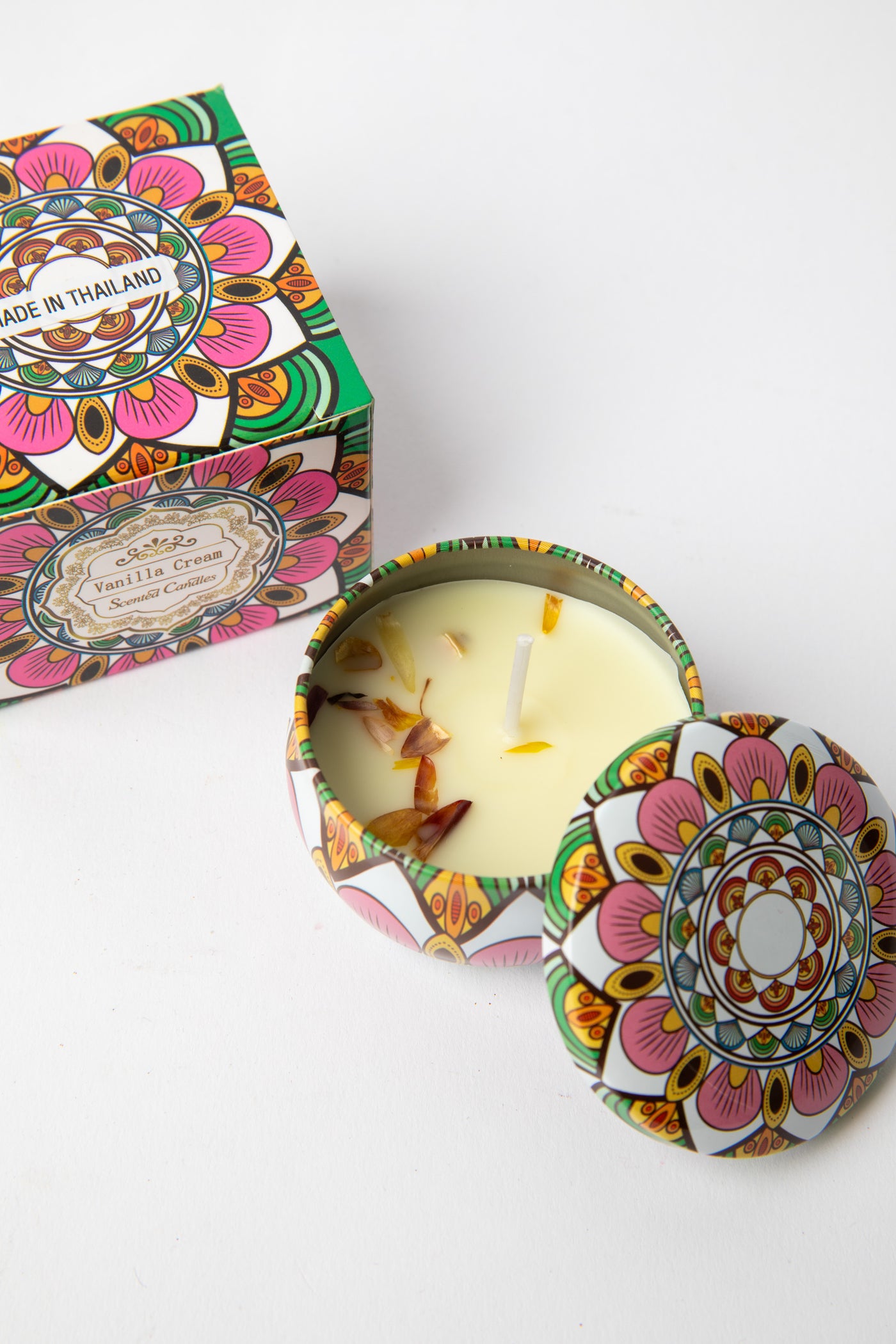 Mandala Travel Tin Candle in scent Vanilla Creme