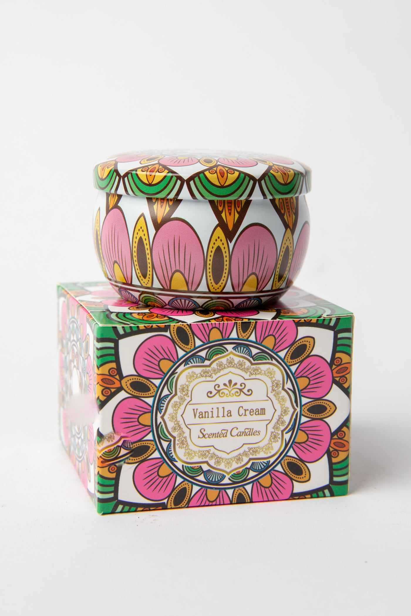 Mandala Travel Tin Candle in scent Vanilla Creme