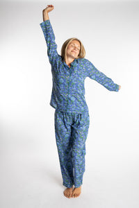 Sophie is wearing the Blue Blooms Jaipur Printed Pajama Set in S/M