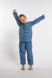 Louisa, age 7, wearing the size 4/5 Kids Jaipur Printed Pajama Set in Blue Blooms