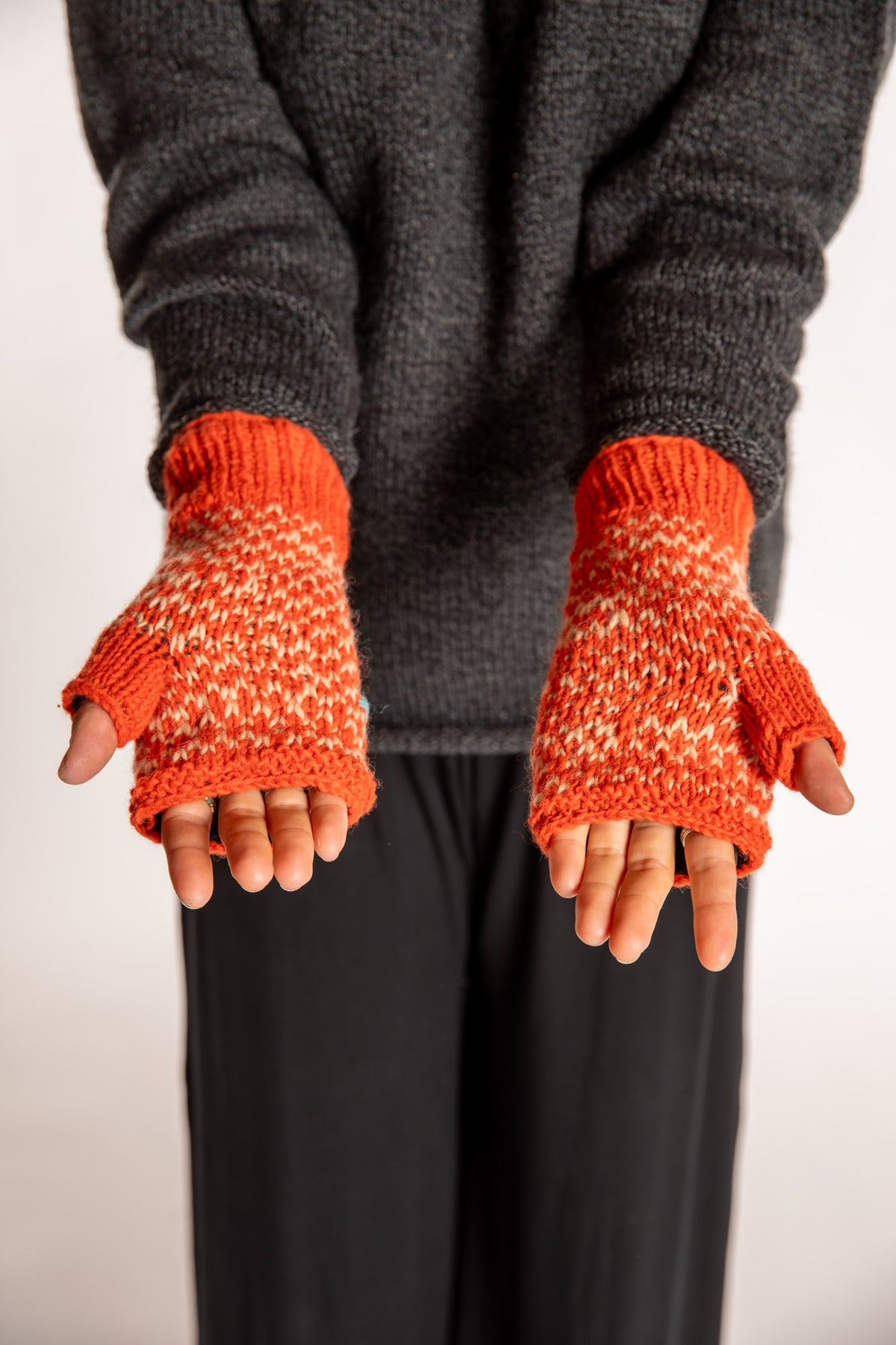 Floral Embroidered Wool Fingerless Mittens