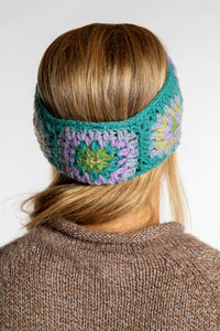 Sophie is wearing the Granny Square Wool Headband in Mint