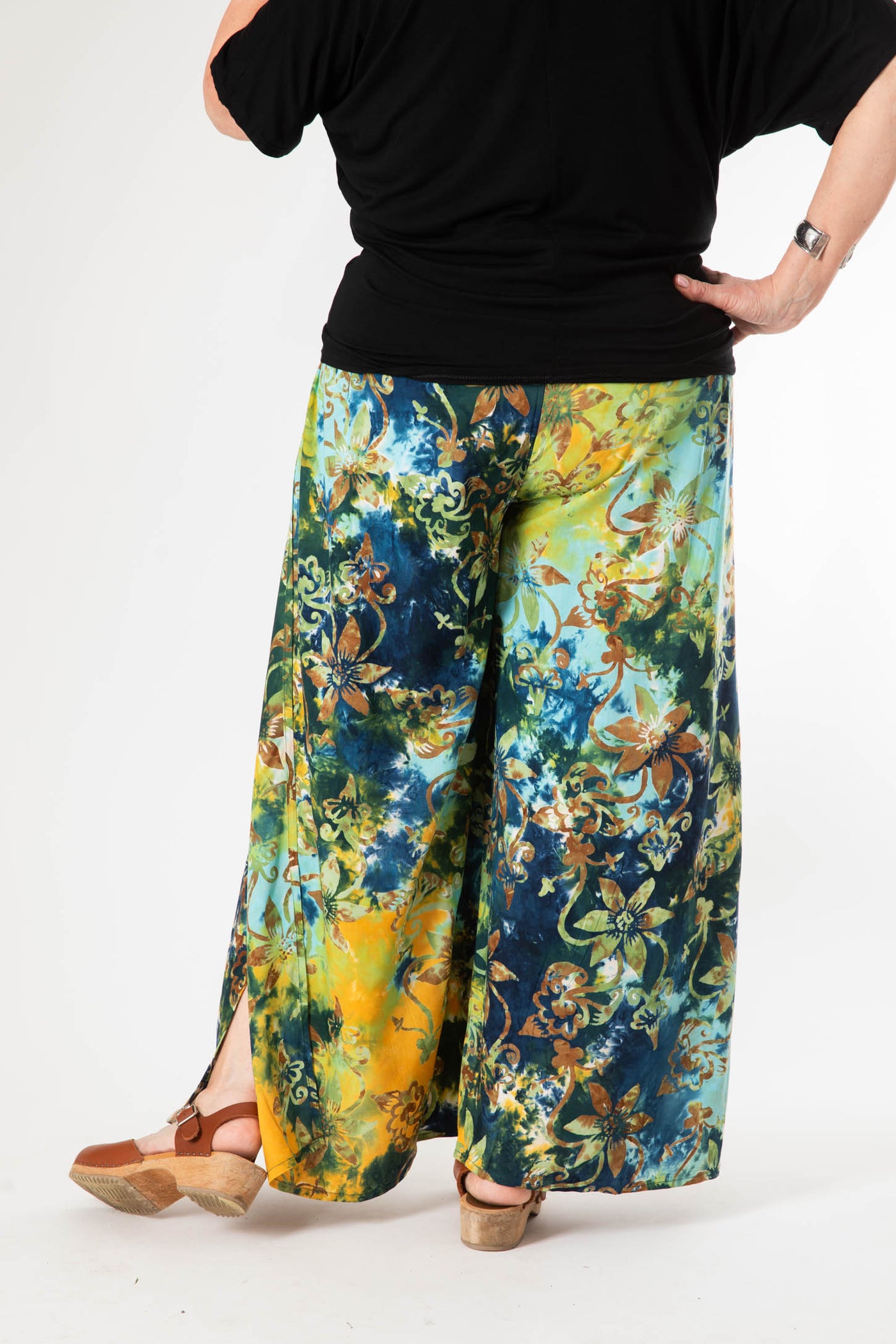 Kabuki Batik Wrap Pants · Mexicali Blues