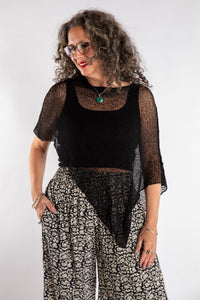 Magic Lightweight Capelet