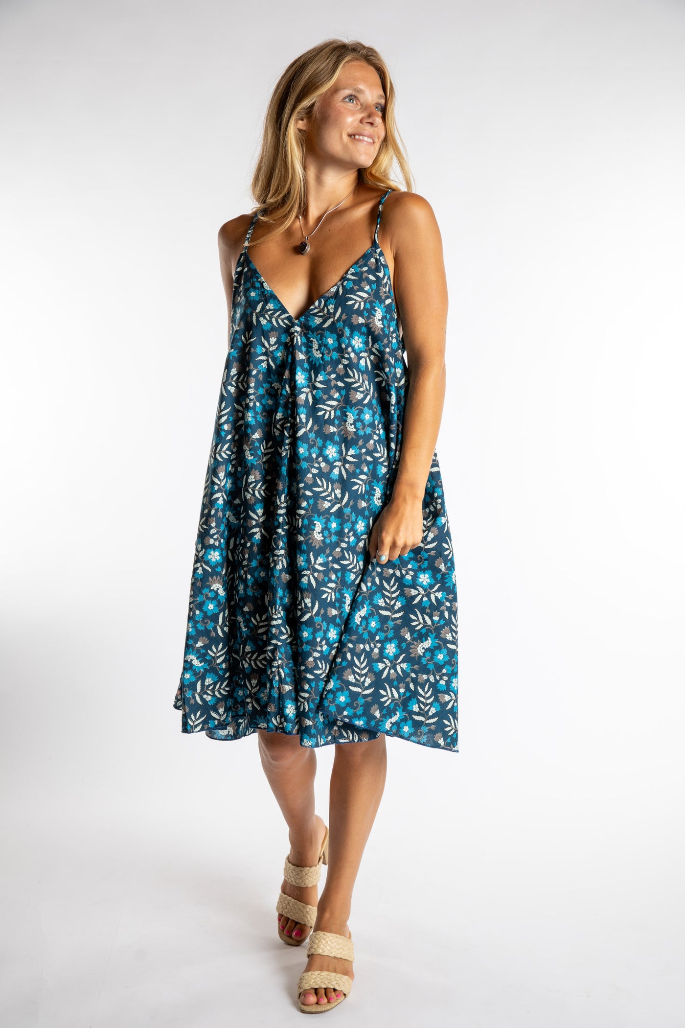 Sophie is wearing the one size Puri Printed Cotton Dress in Navy